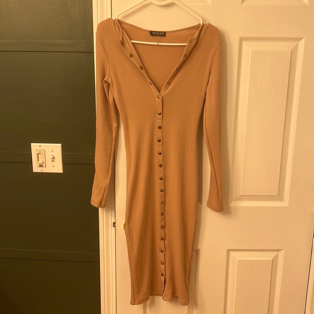 Long sleeve dress size M